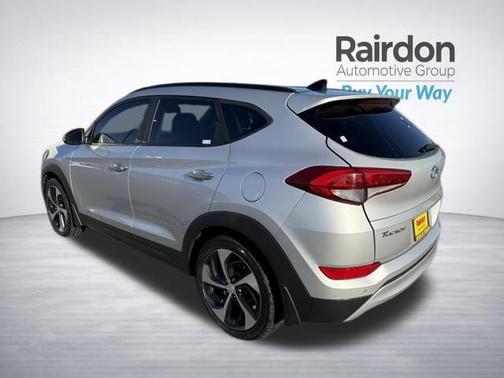 Molten Silver 2016 Hyundai TUCSON Limited