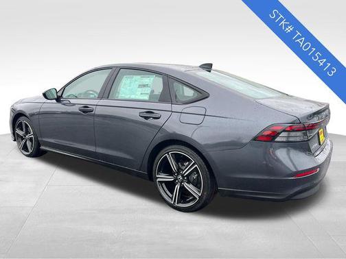 Meteorite Gray Metallic 2026 Honda Accord SE