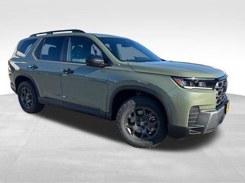 Green Metallic 2026 Honda Pilot TrailSport