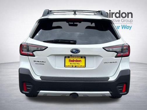 Crystal White Pearl 2022 Subaru Outback Limited