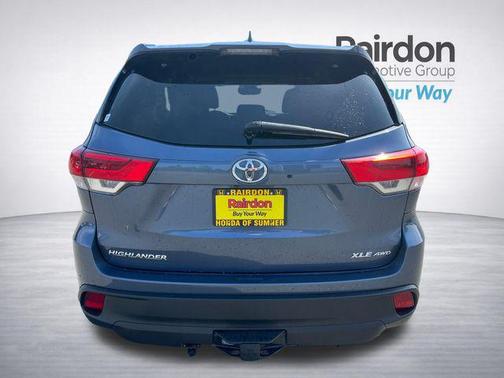 Shoreline Blue Pearl 2018 Toyota Highlander XLE