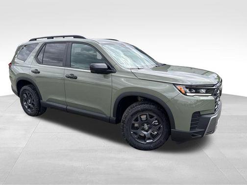Ash Green Metallic 2026 Honda Pilot TrailSport