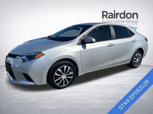 Classic Silver Metallic 2014 Toyota Corolla LE