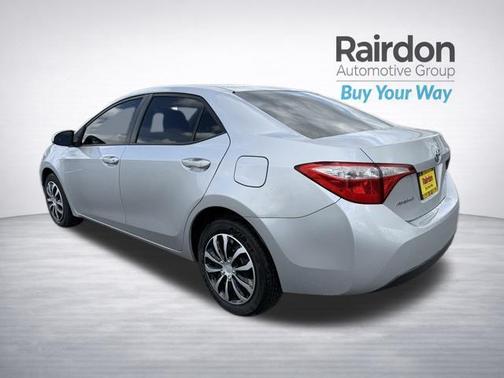 Classic Silver Metallic 2014 Toyota Corolla LE