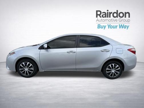 Classic Silver Metallic 2014 Toyota Corolla LE