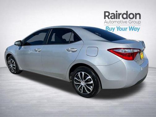 Classic Silver Metallic 2014 Toyota Corolla LE