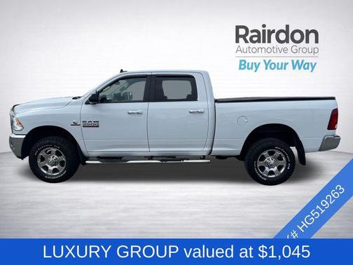 Bright White Clearcoat 2017 RAM 2500 Big Horn Crew Cab 4x4 6'4' Box