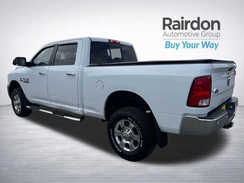 Bright White Clearcoat 2017 RAM 2500 Big Horn Crew Cab 4x4 6'4' Box