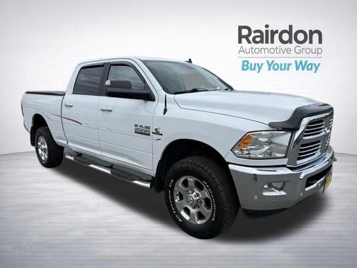 Bright White Clearcoat 2017 RAM 2500 Big Horn Crew Cab 4x4 6'4' Box