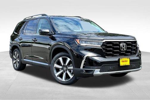 2025 Honda Pilot Touring 8-Passenger