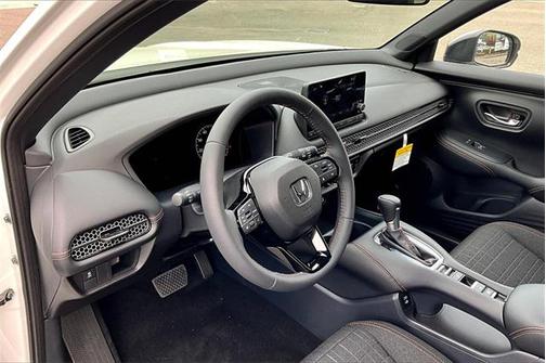 2025 Honda HR-V AWD Sport
