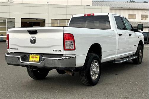 2023 RAM 3500 Big Horn Crew Cab 4x4 8' Box