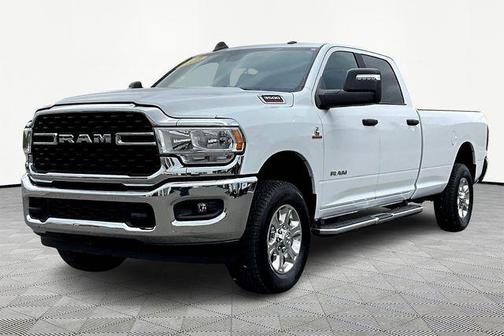 2023 RAM 3500 Big Horn Crew Cab 4x4 8' Box