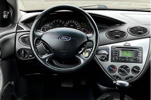 2004 Ford Focus ZX3