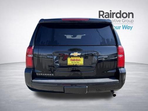 Black 2018 Chevrolet Suburban LT
