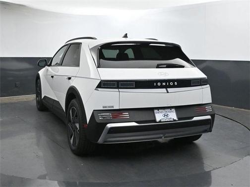 2025 Hyundai IONIQ 5 SEL