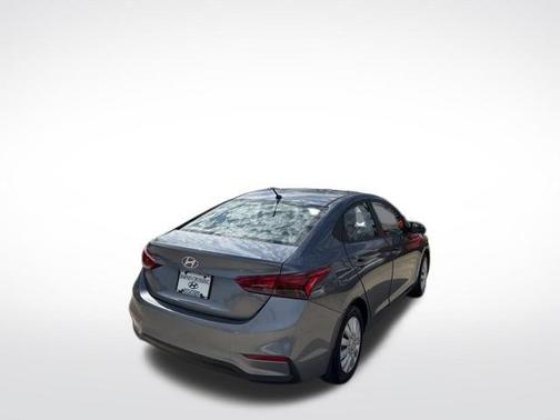 2020 Hyundai Accent SE