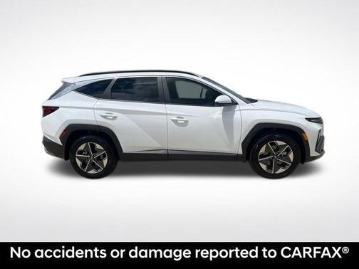 White Pearl 2025 Hyundai TUCSON SEL