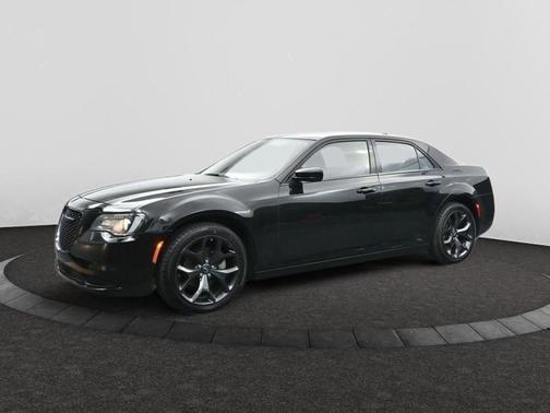 2022 Chrysler 300 Touring