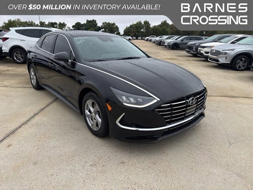 2023 Hyundai SONATA SE