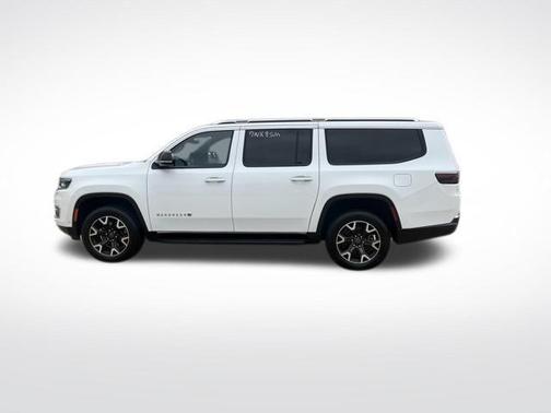 Bright White Clearcoat 2024 Jeep Wagoneer L Series III