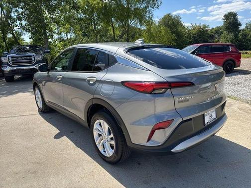 Moonstone Gray Metallic 2025 Buick Envista Preferred