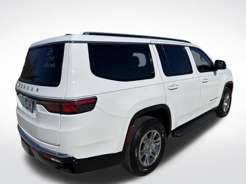 2024 Jeep Wagoneer Base