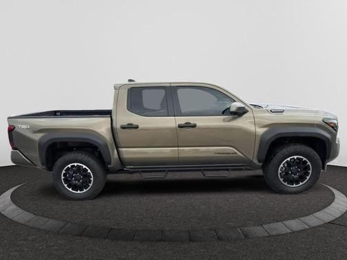 2024 Toyota Tacoma Hybrid TRD HYBRID