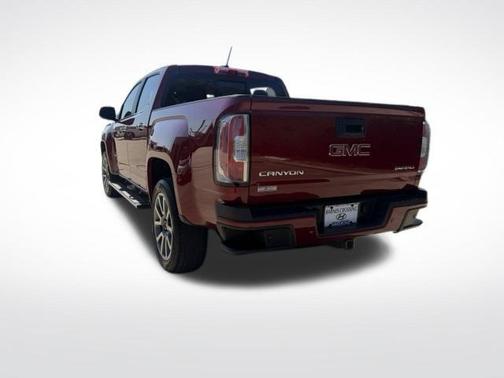 Red Quartz Tintcoat 2019 GMC Canyon Denali