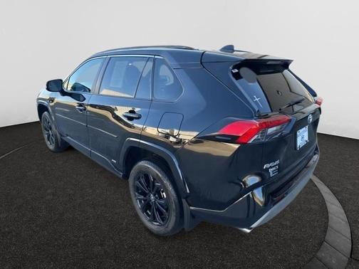 2023 Toyota RAV4 Hybrid SE