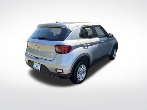 Shimmering Silver 2026 Hyundai VENUE SE