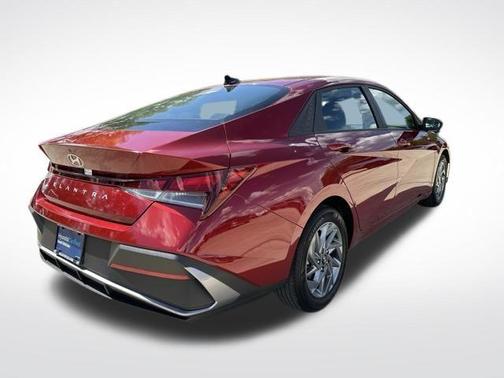 Red 2024 Hyundai ELANTRA SEL