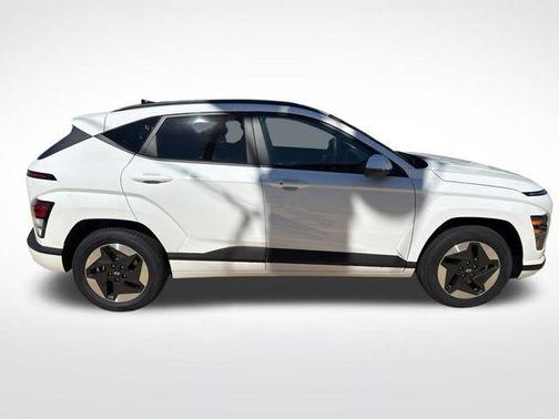 2025 Hyundai KONA EV SEL