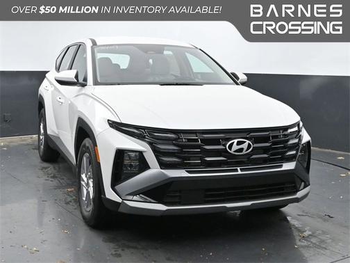 2025 Hyundai TUCSON SE