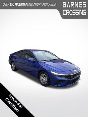 2025 Hyundai ELANTRA SE