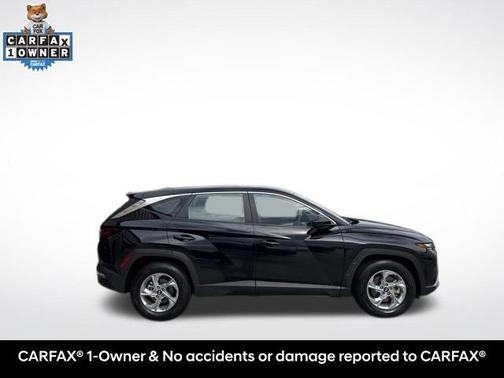 2023 Hyundai TUCSON SE