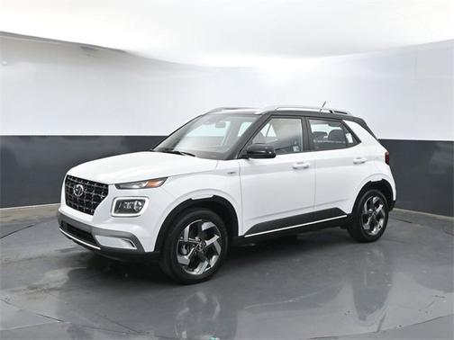 2024 Hyundai VENUE Limited