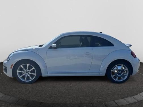 2019 Volkswagen Beetle 2.0T SE