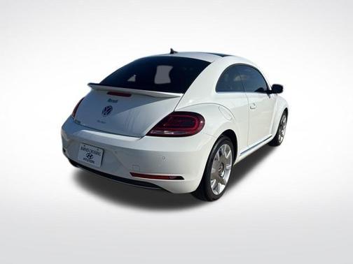 2019 Volkswagen Beetle 2.0T SE