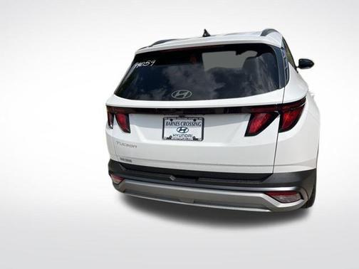 White Pearl 2026 Hyundai TUCSON SEL