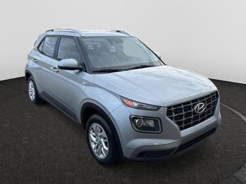 2020 Hyundai VENUE SEL