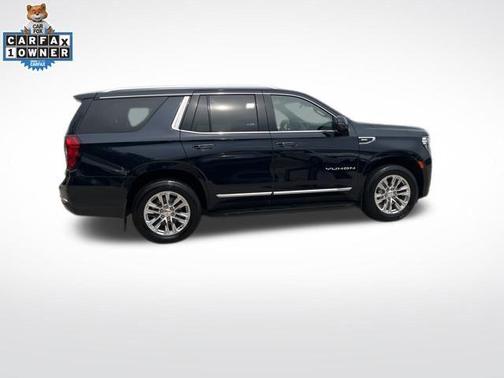 Midnight Blue Metallic 2023 GMC Yukon SLT