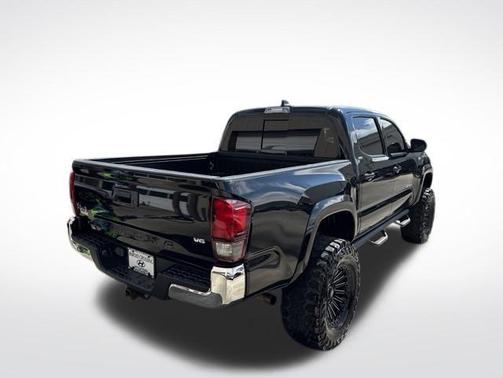 Midnight Black Metallic 2020 Toyota Tacoma SR5