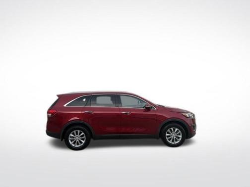 Remington Red Metallic 2017 Kia Sorento LX