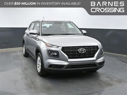 2024 Hyundai VENUE SE
