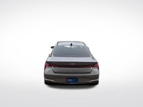 Metal 2023 Hyundai ELANTRA HEV Limited