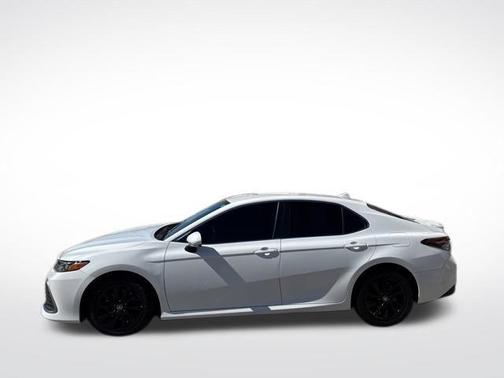 White 2022 Toyota Camry LE