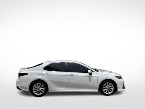 White 2022 Toyota Camry LE
