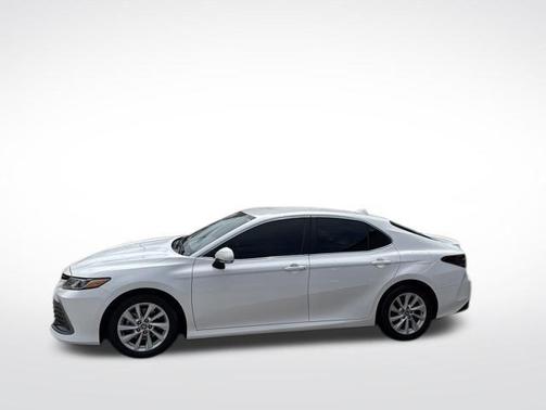 White 2022 Toyota Camry LE