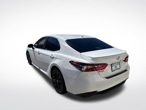 White 2022 Toyota Camry LE